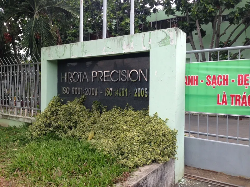 Sản phẩm 356593933822.JPG — Dịch Vụ Vệ Sinh Hưng Anh Phát - Công Ty TNHH Một Thành Viên Sản Xuất Thương Mại
Dịch Vụ Hưng Anh Phát — MST 3603306106