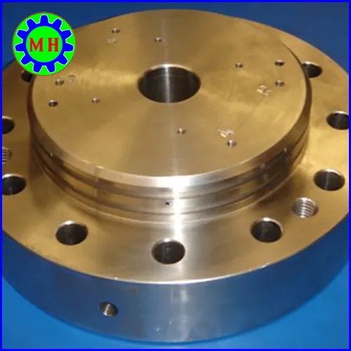 Sản phẩm Base Plate 02 — Gia Công Cơ Khí Mai Hoàng - Công Ty TNHH Cơ Khí Mai Hoàng — MST 3603377668