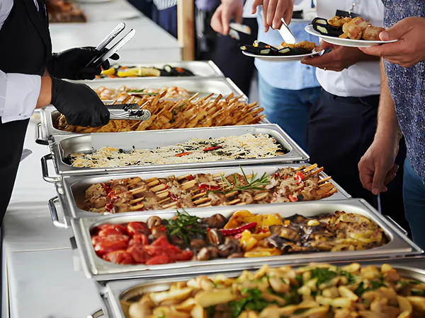 Sản phẩm Dich vu cang tin — Suất Ăn Phát Thành Catering - Công Ty TNHH Thực Phẩm Hiệp Phát Thành Catering — MST 3603443208
