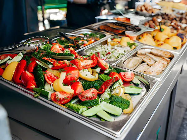 Sản phẩm Dich vu xuat an cong nghiep — Suất Ăn Phát Thành Catering - Công Ty TNHH Thực Phẩm Hiệp Phát Thành Catering — MST 3603443208