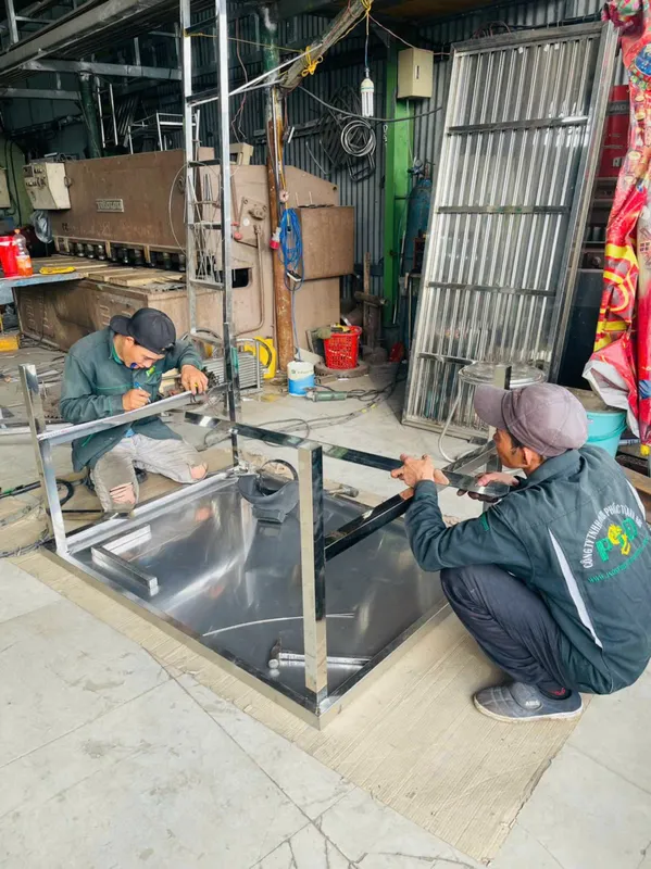 Sản phẩm z5761349703129d4f9d135da3acfe3cd88b76a3d6e8e8e 9075 — Inox Phúc Thành Đạt - Công Ty TNHH Inox Phúc Thành Đạt — MST 3603446110