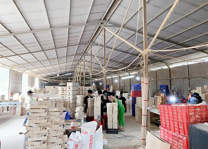 Sản phẩm xuong sx (11) — Hộp Gỗ Mộc Nguyễn Gia - Công Ty TNHH Sản Xuất Thương Mại Mộc Nguyễn Gia — MST 3603491917