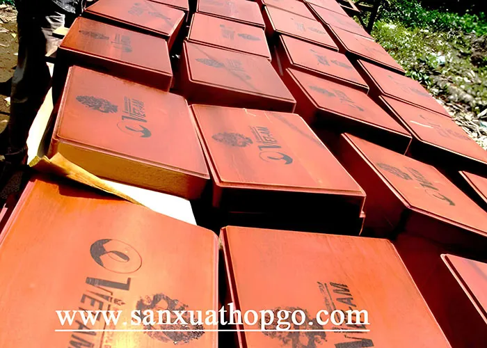 Sản phẩm xuong sx (14) — Hộp Gỗ Mộc Nguyễn Gia - Công Ty TNHH Sản Xuất Thương Mại Mộc Nguyễn Gia — MST 3603491917