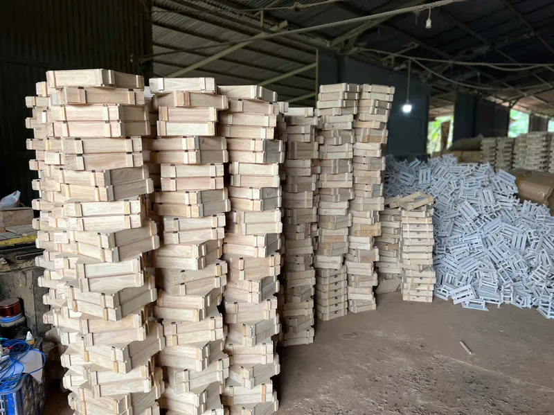 Sản phẩm z5872585928710_f902d6520f82c9cfcf7b6bcfb9d857c4 — Hộp Gỗ Mộc Nguyễn Gia - Công Ty TNHH Sản Xuất Thương Mại Mộc Nguyễn Gia — MST 3603491917