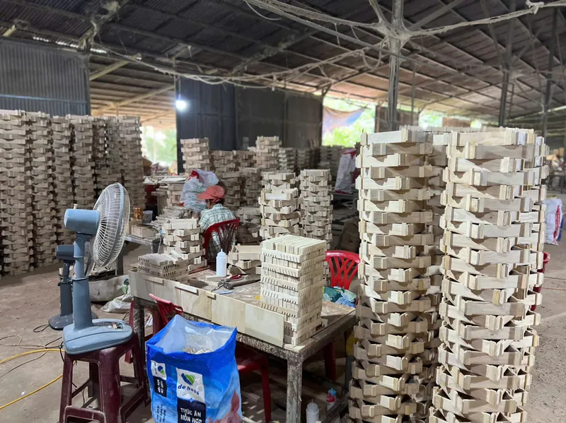 Sản phẩm z5872585943609_102a4c94bb1322d1ea3415c7d103d85a — Hộp Gỗ Mộc Nguyễn Gia - Công Ty TNHH Sản Xuất Thương Mại Mộc Nguyễn Gia — MST 3603491917
