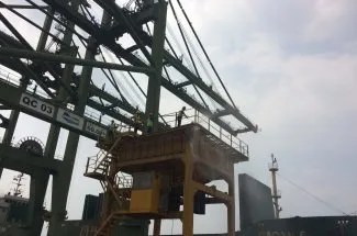 Sản phẩm cang quoc te 2847.JPG — Vệ Sinh Công Nghiệp Đại Quang - Công Ty TNHH Kỹ Thuật Xây Dựng Vệ Sinh Công
Nghiệp Đại Quang — MST 3603495460