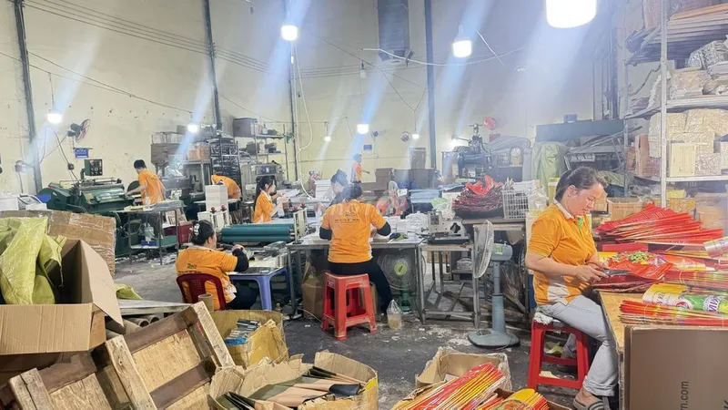 Sản phẩm tuyen cong nhan bao bi 1 — Công Ty Cổ Phần Phát Triển Nguồn Nhân Lực VIN HR — MST 3603521921