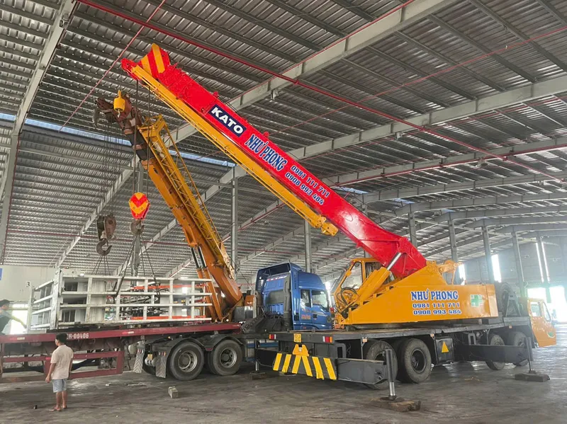Sản phẩm 4014 — Cho Thuê Xe Cẩu Kato - Công Ty TNHH Xe Cẩu Như Phong — MST 3603531895
