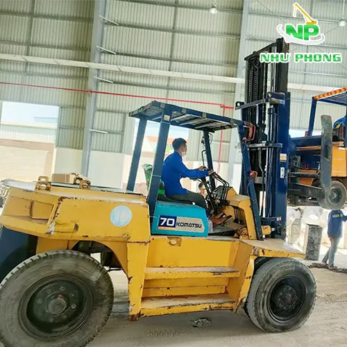 Sản phẩm Cho thue xe nang — Cho Thuê Xe Cẩu Kato - Công Ty TNHH Xe Cẩu Như Phong — MST 3603531895