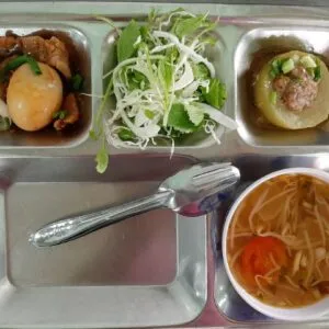 Sản phẩm khay com 15 300x300 — Best Food - Công Ty TNHH MTV Suất Ăn Công Nghiệp Món Ngon — MST 3603581744