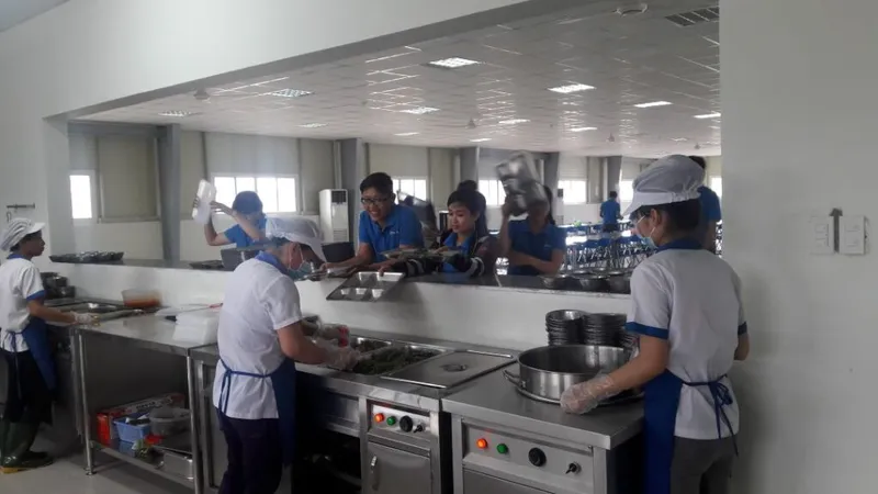 Sản phẩm phuc vu 3 1024x576 — Best Food - Công Ty TNHH MTV Suất Ăn Công Nghiệp Món Ngon — MST 3603581744