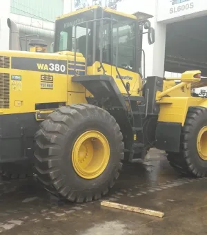 Sản phẩm xe xuc lat 1027 — Công Ty TNHH Thương Mại Dịch Vụ Phụng Nghĩa — MST 3603589567