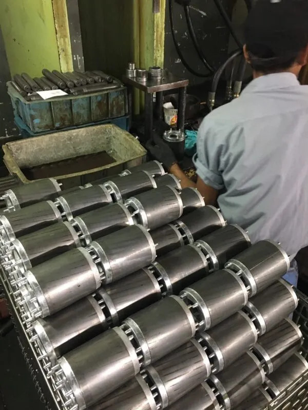 Sản phẩm z4976902519313_7151543b8da998771512aeb66f2f0c3a 600x800 — Công Ty TNHH Cung ứng Lao Động Bình Dương — MST 3603670627