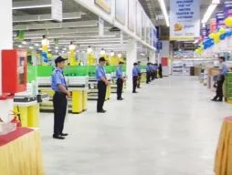Sản phẩm dichvubaovesieuthitttmhoasen280 7790_254x192 — Bảo Vệ Hoàng Gia Việt - Công Ty TNHH Dịch Vụ Bảo Vệ Hoàng Gia Việt — MST 3603676107