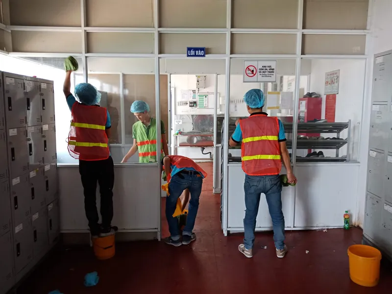 Sản phẩm ve sinh van phong — Công Ty TNHH TM DV Kiến An Phát — MST 3603884971