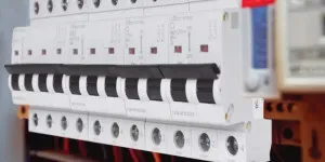 Sản phẩm aptomat cb 1248 — Công Ty TNHH Thương Mại Dịch Vụ Kỹ Thuật Điện Năng — MST 3603889200