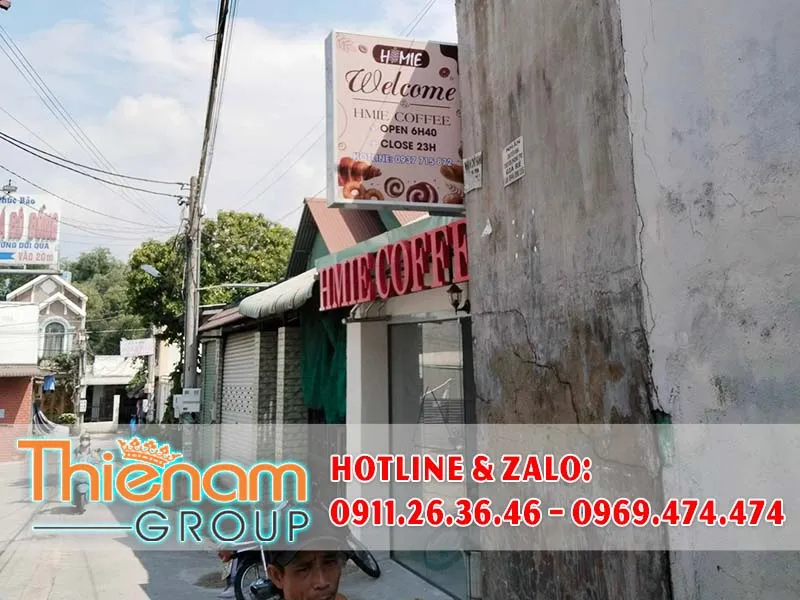 Sản phẩm thi cong chu mica noi hop den quan cafe br coffee hmie2 — Công Ty TNHH Mỹ Thuật Thiên Nam Group — MST 3603933058