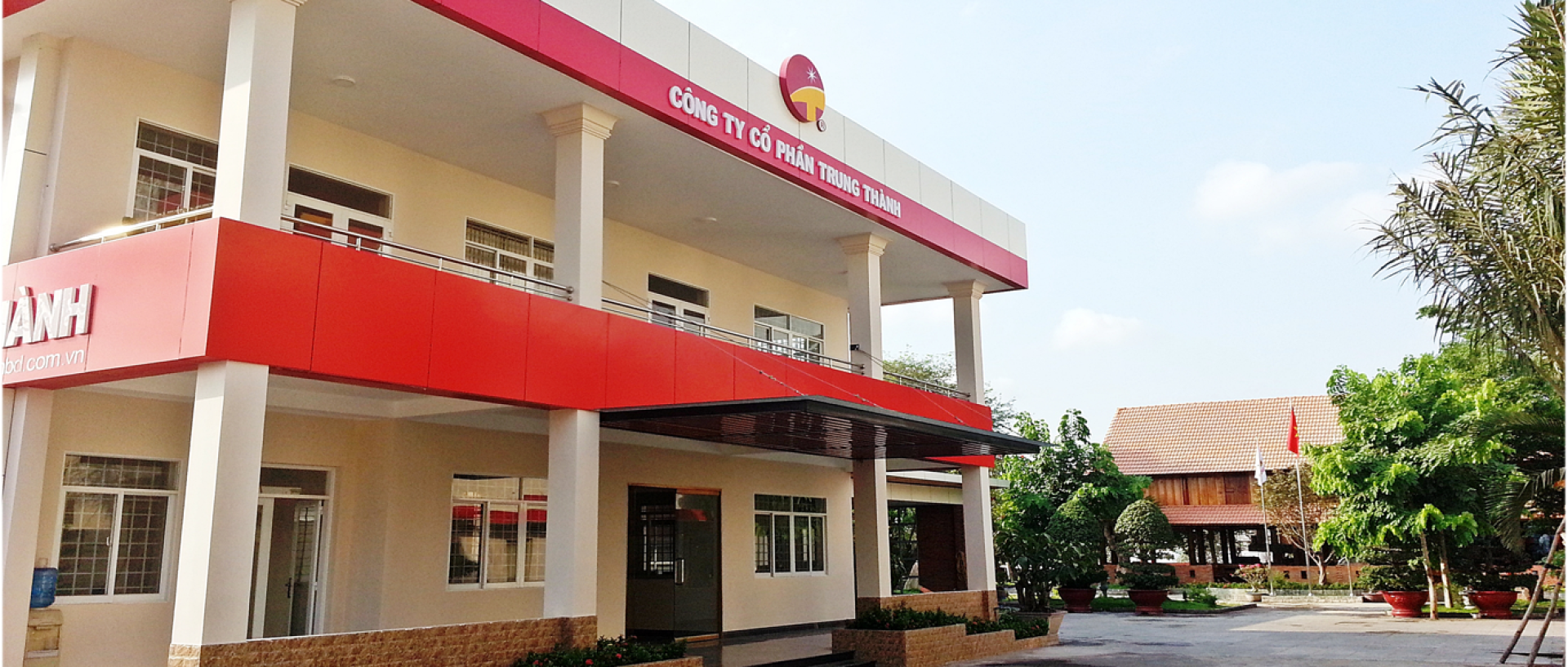 Sản phẩm 244725003298802vi.png — Công Ty Cổ Phần Trung Thành — MST 3700217123