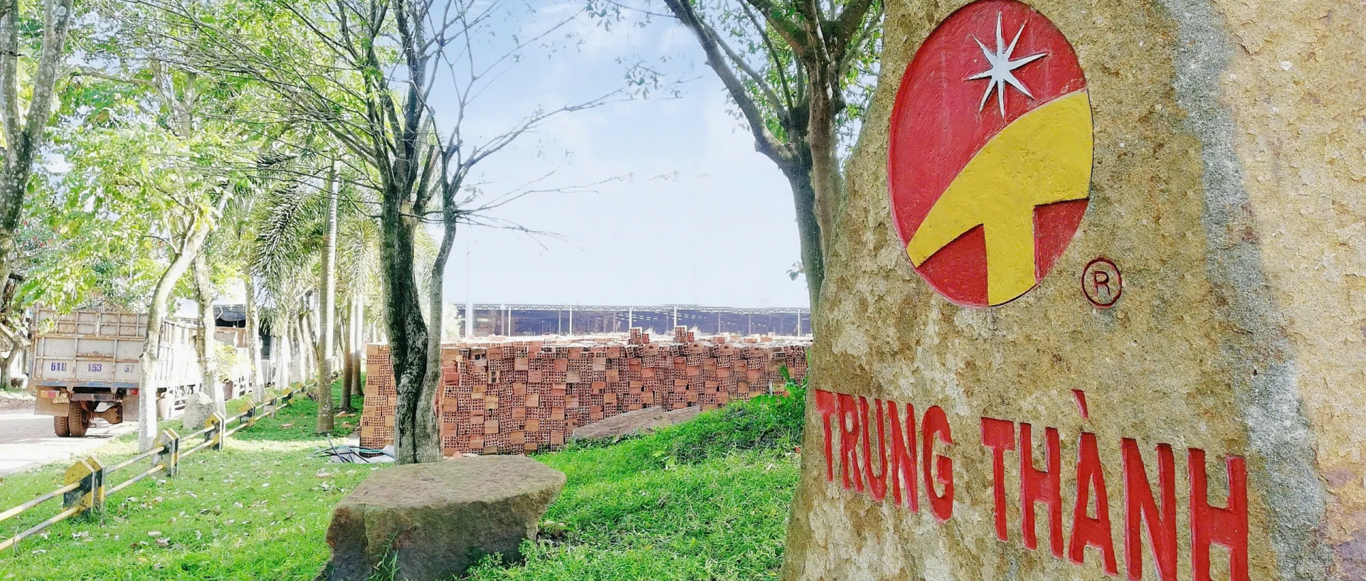 Sản phẩm z6026871393573694fc3ca647aa09ad6ae1ec7127a15b0 1754550989.jpg — Công Ty Cổ Phần Trung Thành — MST 3700217123