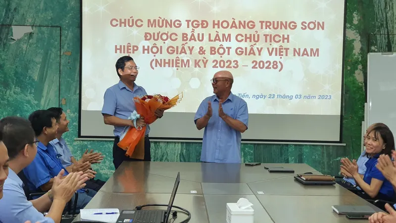 Sản phẩm TGD CT VPPA (5)137537375623 — Công Ty Cổ Phần Sản Xuất Thương Mại Mizu Paper — MST 3700392816