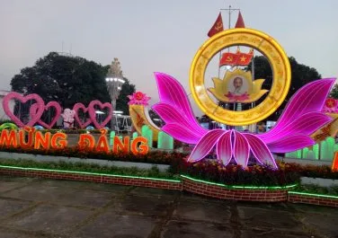 Sản phẩm 51854146_2302677120017871_5374298285496336384_n 8970 — Sự Kiện Và Quảng Cáo Lê Quang - Công Ty TNHH Một Thành Viên Thương Mại Dịch Vụ
Quảng Cáo Lê Quang — MST 3700406138