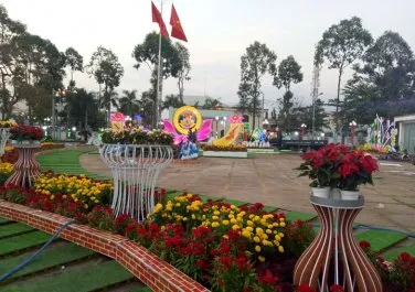 Sản phẩm 52670785_392711468209048_5536515725637713920_n 3818 — Sự Kiện Và Quảng Cáo Lê Quang - Công Ty TNHH Một Thành Viên Thương Mại Dịch Vụ
Quảng Cáo Lê Quang — MST 3700406138