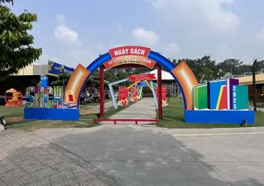 Sản phẩm z4282350888598_ff6d36163ea69c0e89b6807fe23a15c8 4368 — Sự Kiện Và Quảng Cáo Lê Quang - Công Ty TNHH Một Thành Viên Thương Mại Dịch Vụ
Quảng Cáo Lê Quang — MST 3700406138