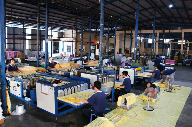 Sản phẩm may dat tay_014 — Bao PP Dệt Toàn Phát - Công Ty TNHH Toàn Phát — MST 3700456594