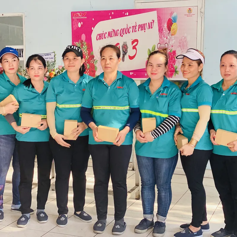 Sản phẩm quoc te phu nu 4 dnvpack 2452 — Công Ty CP Bao Bì Đông Nam Việt — MST 3700538504