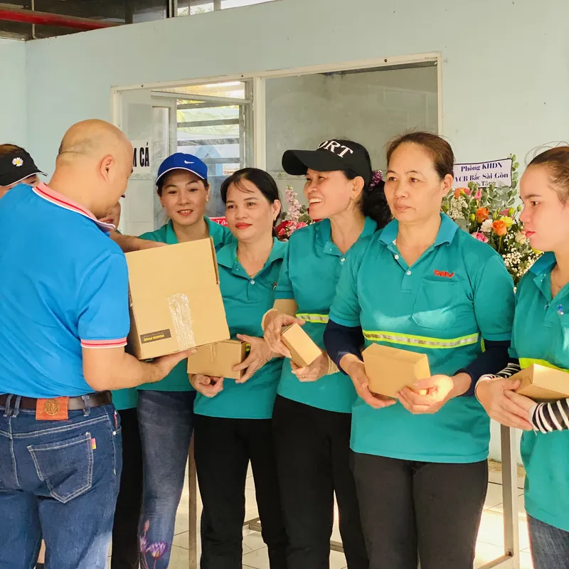 Sản phẩm quoc te phu nu 5 dnvpack 7134 — Công Ty CP Bao Bì Đông Nam Việt — MST 3700538504