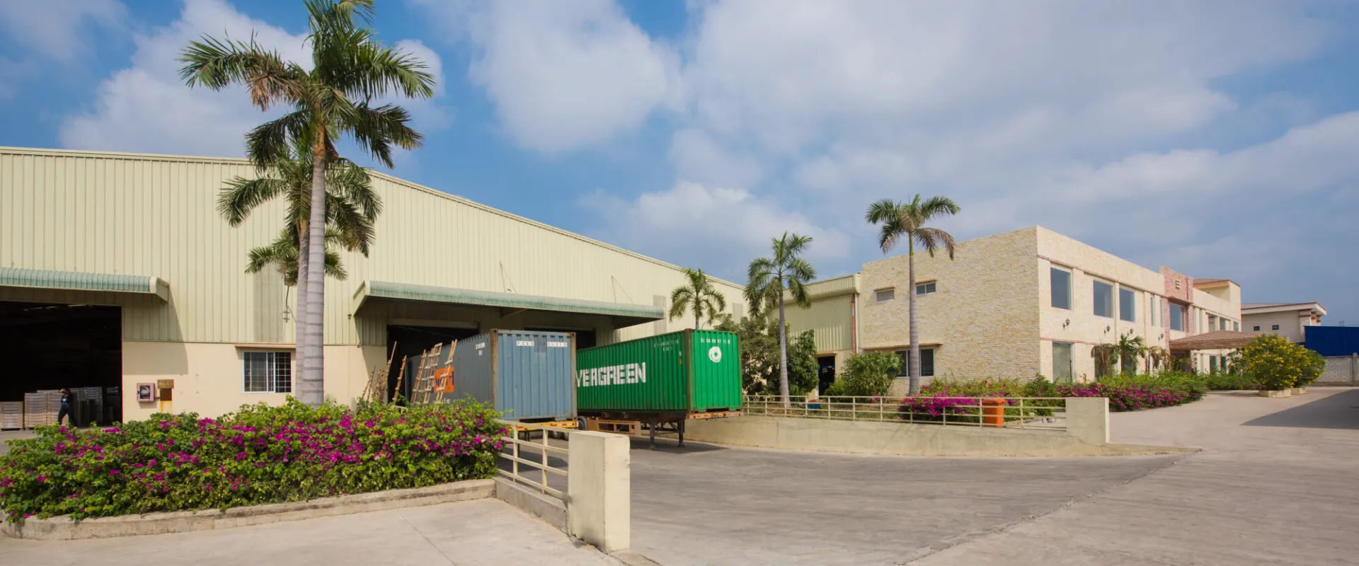 Sản phẩm 80_tat5858 min gC75tQqOkt — Ván Sàn Gỗ Sao Nam - Công Ty TNHH Thương Mại Và Sản Xuất Sao Nam — MST 3700614339
