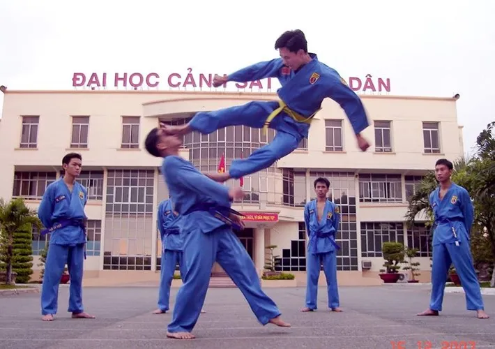 Sản phẩm 211_cong_an_hoc_vo2_ixvk — Công Ty TNHH MTV Dịch Vụ Bảo Vệ Thịnh Trường — MST 3700861673