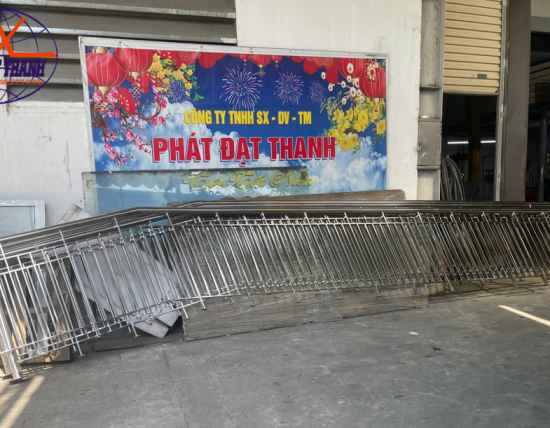 Sản phẩm lan can inox 304 1763102466.jpg — Inox Phát Đạt Thanh - Công Ty TNHH Sản Xuất Thương Mại Dịch Vụ Phát Đạt Thanh — MST 3701670657