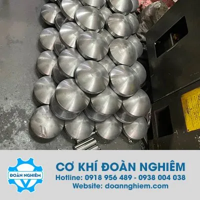 Sản phẩm khuon gang 3722e76a — Cơ Khí Đoàn Nghiêm - Công Ty TNHH Sản Xuất Thương Mại Cơ Khí Đoàn Nghiêm — MST 3701834383