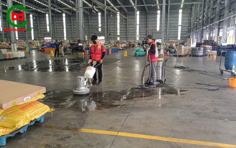 Sản phẩm ve sinh cong nghiep — Công Ty TNHH Anan Tech — MST 3701895629