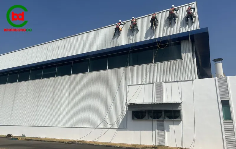 Sản phẩm ve sinh nha xuong 2 — Công Ty TNHH Anan Tech — MST 3701895629