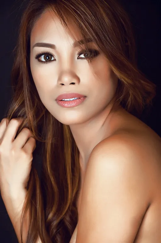 Sản phẩm woman beauty face 1146038 — Công Ty TNHH Một Thành Viên Sản Xuất Thương Mại Lông Mi Phú Hưng — MST 3701955123