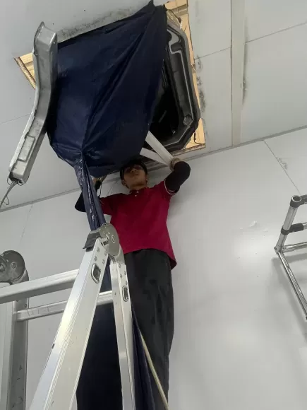 Sản phẩm z7343398106155_cfef67226444e4510b3a063f0b13b2ba — Điều Hòa Không Khí Tường Vy - Công Ty TNHH Một Thành Viên Điện Lạnh Tường Vy — MST 3702145964