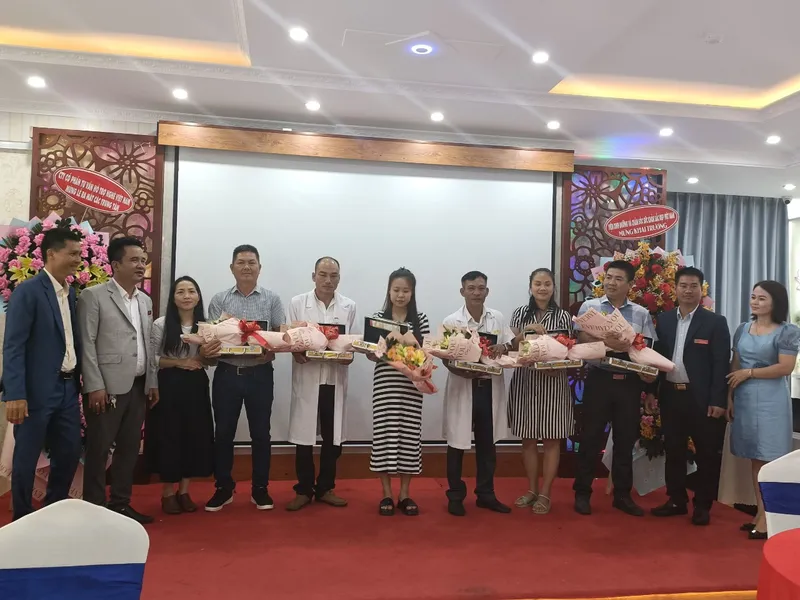 Sản phẩm z4482308701311_eb8a5cf5180f9fca8a1af0a1405ebe65 — Công Ty TNHH Trang Thiết Bị Y Tế Tâm Thiện Phúc — MST 3702235978