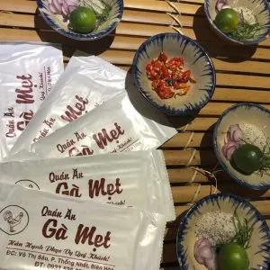 Sản phẩm khan_lanh_in_lua_phuoc_ngoc_001 600x600 1 300x300 — Công Ty TNHH Thương Mại Sản Xuất Xuất Nhập Khẩu Phước Ngọc — MST 3702243760