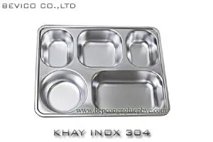 Sản phẩm khay inox 5 ngan sau long mau 332540 5np23 inox 201 304 kt 33 x 25 x 4cm_300x300 — Công Ty TNHH Thương Mại Dịch Vụ Be Vi Co — MST 3702264182