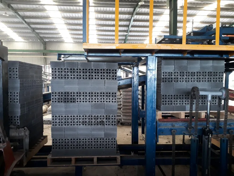 Sản phẩm may xep gach 3574 — Công Ty Cổ Phần Sản Xuất - Thương Mại - Dịch Vụ T A N O I — MST 3702290489