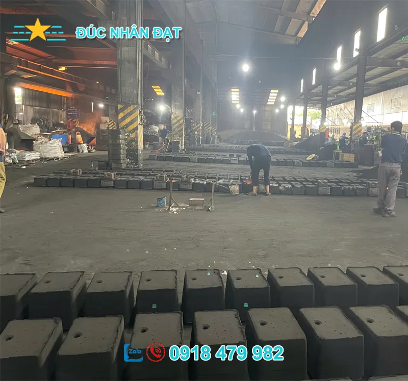 Sản phẩm duc gang duc nhan dat 01 — Gang Đúc Nhân Đạt - Công Ty TNHH Đúc Nhân Đạt — MST 3702312005