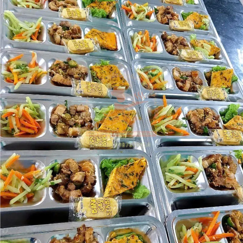 Sản phẩm suat an can tin truong hoc 1 — Công Ty CP Suất Ăn Công Nghiệp Sài Gòn — MST 3702343758