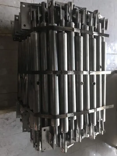 Sản phẩm 2999_chong_rut_400x0 — Giàn Giáo Bình Phương - Công Ty TNHH MTV Sản Xuất Thương Mại Bình Phương — MST 3702363514