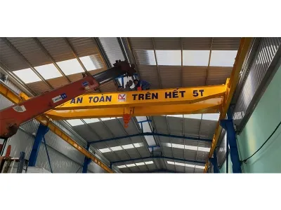 Sản phẩm cau truc 5 tan YT4ZN — Thang Máy, Cầu Trục Long Vũ - Công Ty TNHH Sản Xuất Cầu Trục Thang Máy Long Vũ — MST 3702383888
