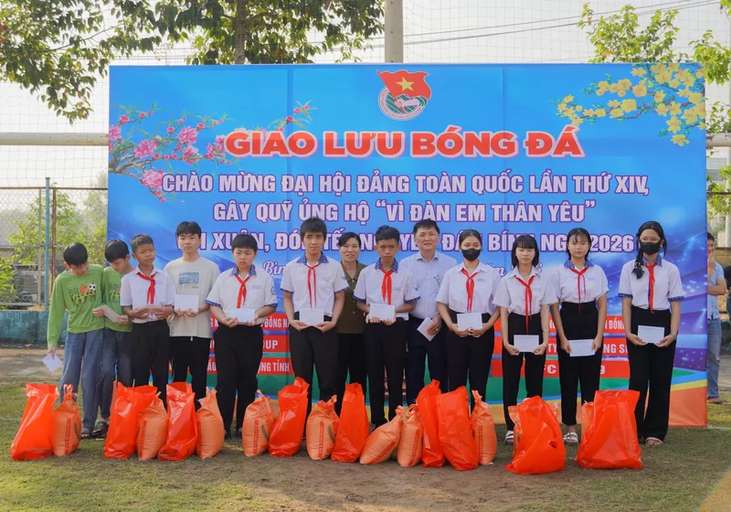 Sản phẩm Giao luu bong da chao mung Dai hoi Dang Gay quy Vi dan em than yeu 4 — Công Ty Cổ Phần Đầu Tư Bất Động Sản Thành Phương — MST 3702457025