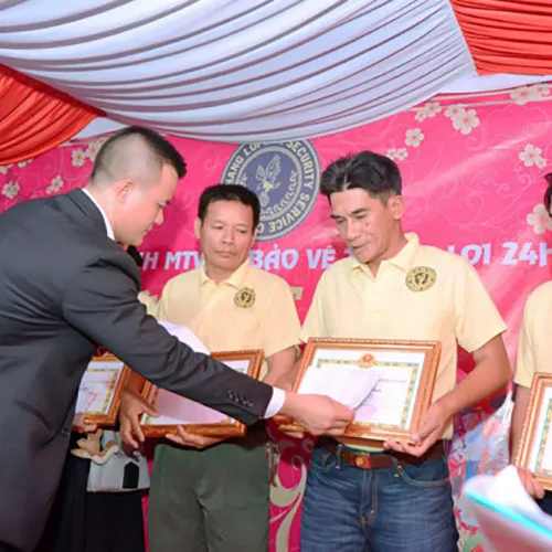 Sản phẩm dich vu bao ve 3 — Bảo Vệ Thắng Lợi 24H - Công Ty TNHH Một Thành Viên Dịch Vụ Bảo Vệ Thắng Lợi 24H — MST 3702496835