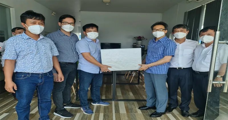 Sản phẩm hop 1 51320 — Khí Công Nghiệp Việt Nga - Công Ty Cổ Phần Khí Đặc Biệt Việt Nga — MST 3702505550