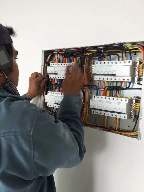 Sản phẩm Thi cong dien 6 — Công Ty TNHH MTV Thương Mại Dịch Vụ Vũ Hằng PC — MST 3702521859